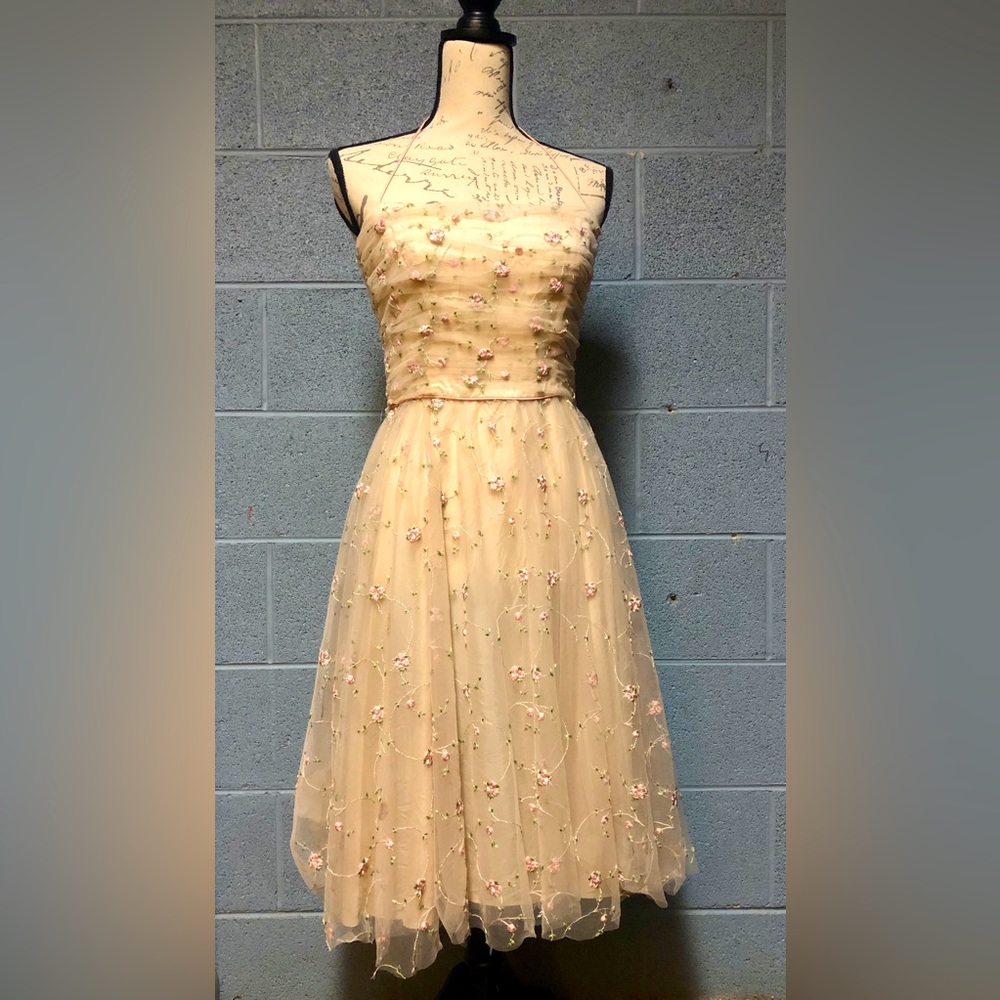 Elegant soft pink Floral Embroidered Wedding Dress